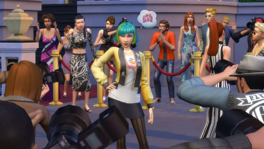 Un grupo de fanáticos detrás de una cuerda roja observando a un Sim con cabello turquesa en Los Sims