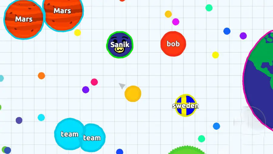 Un jeu typique d'Agar.io, plusieurs joueurs se rassemblant dans la même zone 