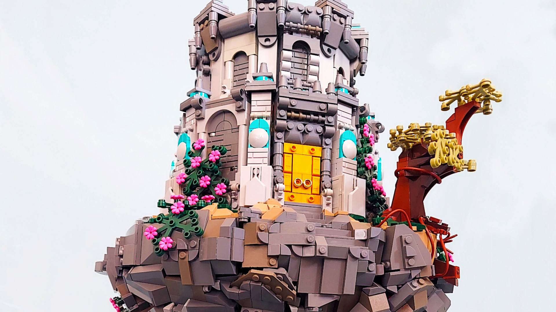 Die riesige LEGO Elden Ring-Konstruktion bildet das wandelnde Mausoleum nach