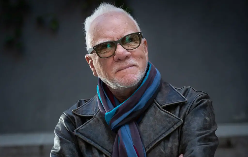 „A Clockwork Orange“ Malcolm McDowell kündigt Verschiebung von „Gloomwood“ an