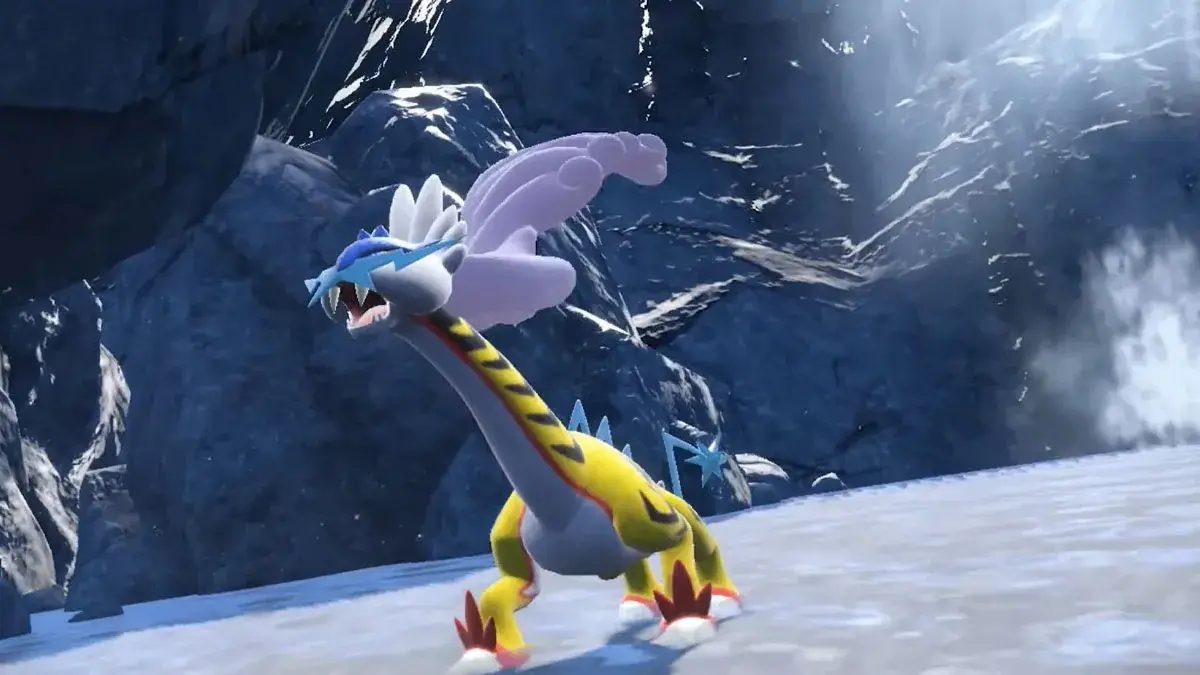 Capture d'écran de Paradox Raikou Raging Bolt dans Pokémon Scarlet and Violet DLC.