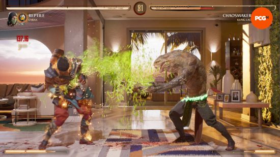 Mode invasion MK1 : Cyrax et Kung Lao se battent et de l'acide vert est pulvérisé sur la carte