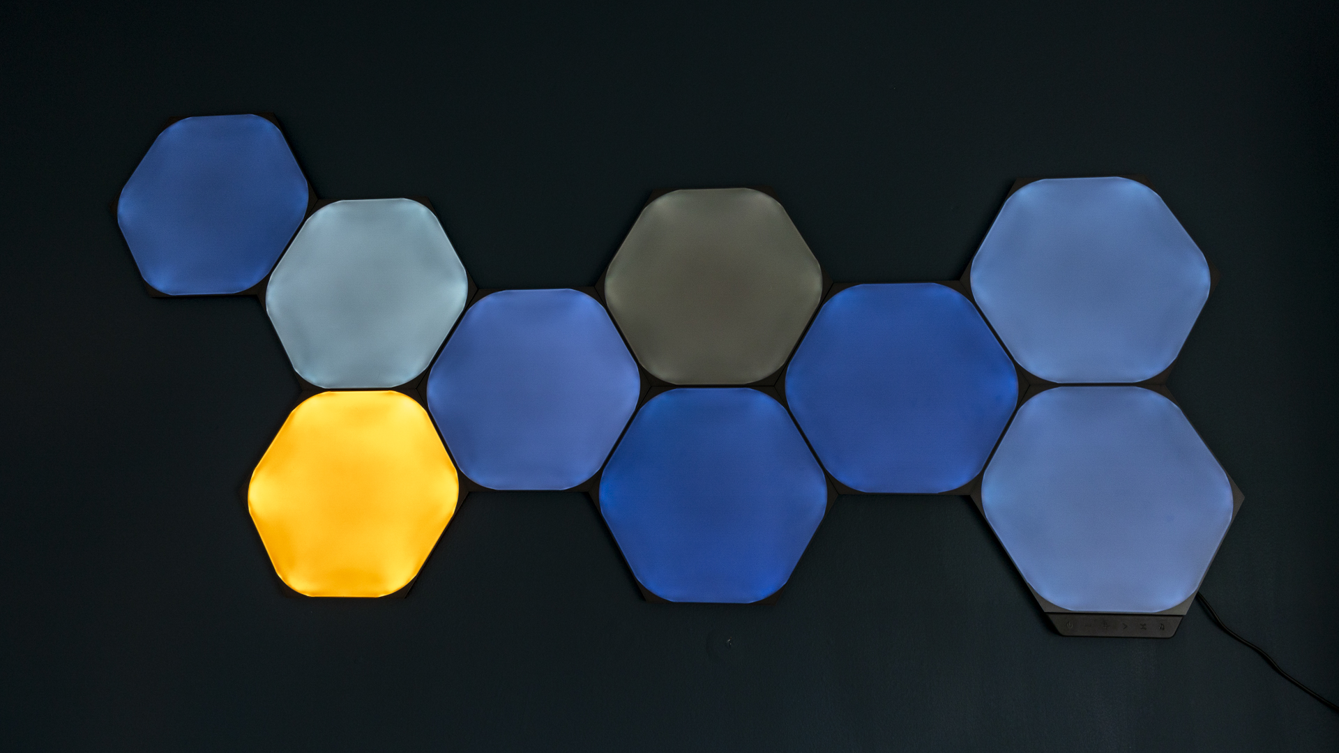 Bewertung von Nanoleaf Shapes Ultra Black Hexagons